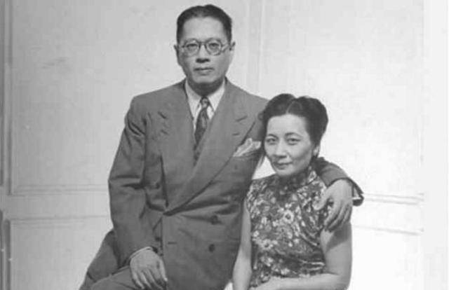 由于汪精卫以曲线救国的名义行悖逆之事,政局陷入一时的混乱.