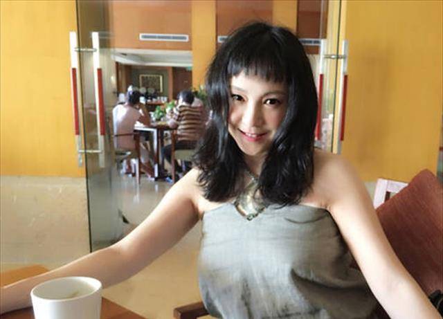 泪崩自述丈夫死后租房住_安雯_苏越_事业