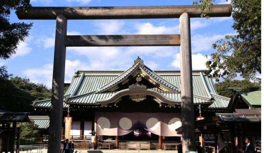 85年周而复出访时,参观靖国神社被除党籍,中纪委16年后为其平反_处分_