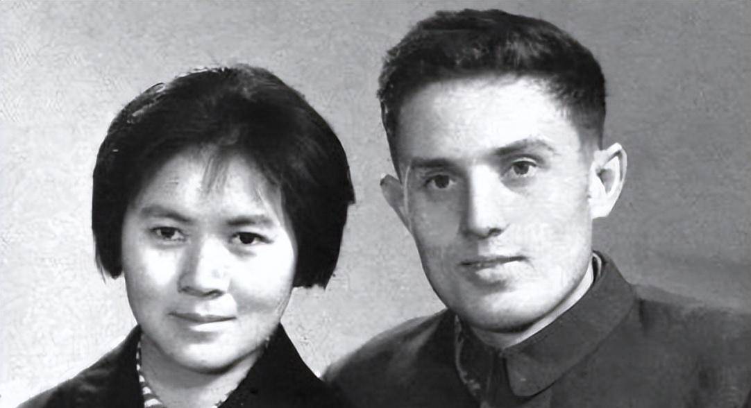 外国弃婴李忆祖被中国夫妻收养23年后成中国科学家我是中国人
