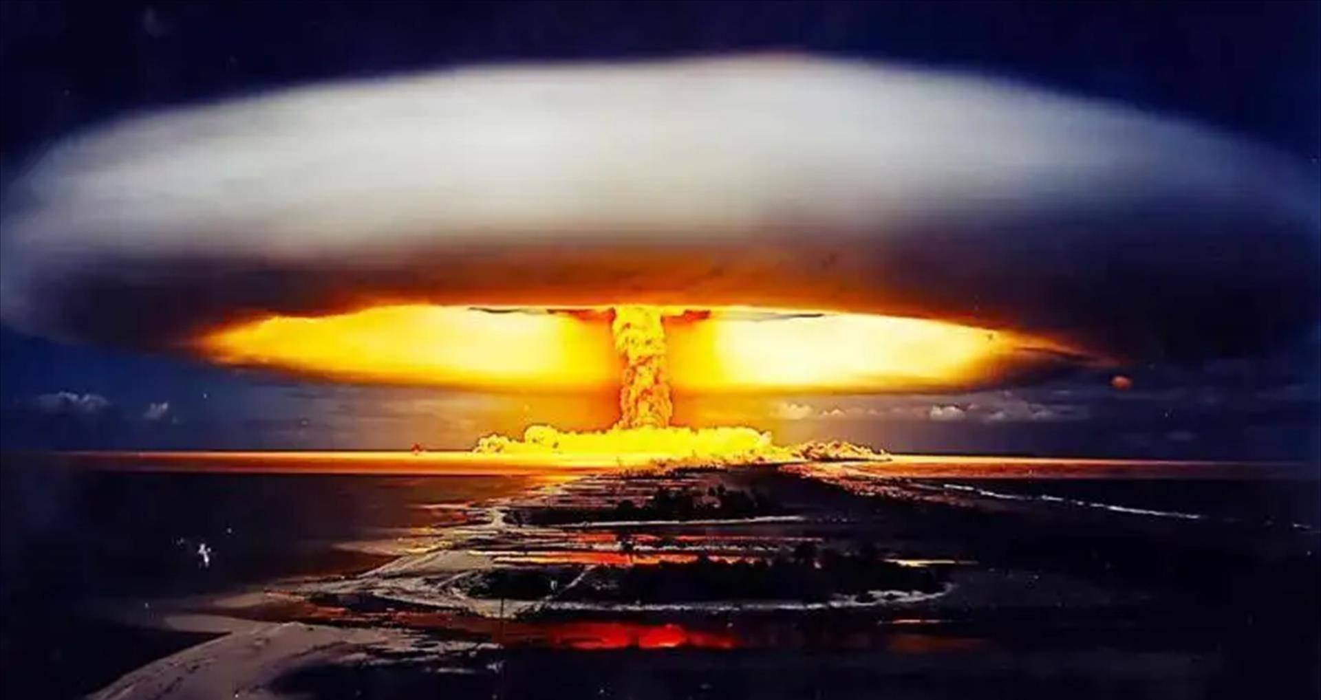 中国第一颗氢弹 爆炸图片