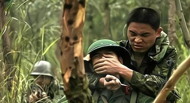 65303行动排长拉光荣弹牺牲我军为抢回遗体发起19次冲锋