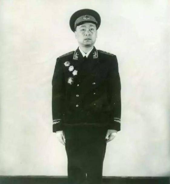 原创85年周纯全上将离开人世生前曾经留下遗言不要把我埋进八宝山