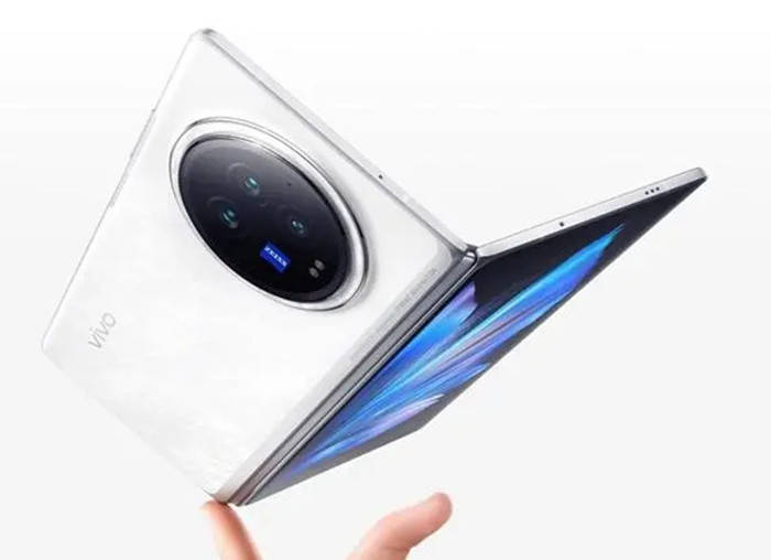 vivoxfold3系列这么轻还那么强满足你对折叠旗舰的所有想象