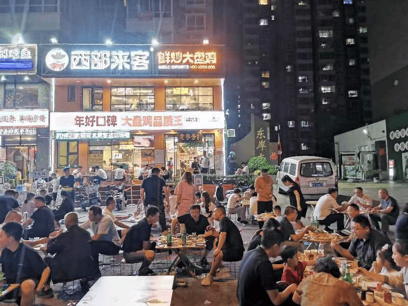 用心做菜以诚做人河南郑州赵克锋铸就西部来客大盘鸡知名品牌