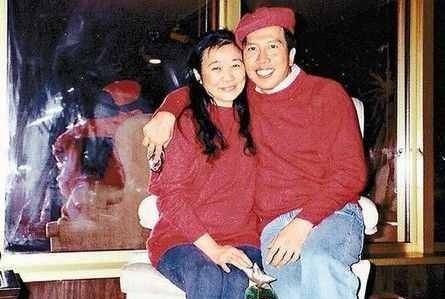 原创香港抠门富翁发月饼一块切4份遭绑架救出后怨妻子给钱太快