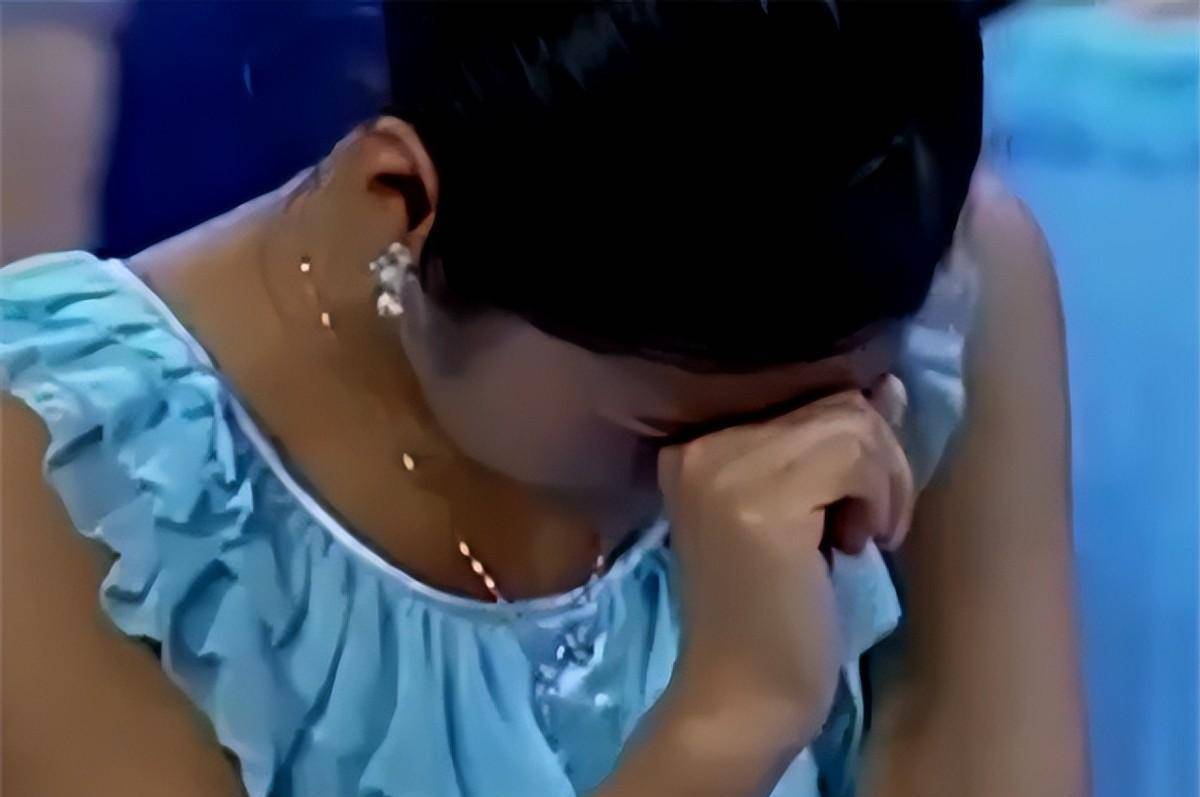 陈浩还沉浸在母子相认的波澜情感之中,他始终不敢相信,相濡以沫的妻子