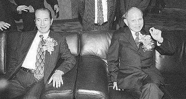 原创何鸿燊多次坑霍英东后霍启刚与郭晶晶结婚何鸿燊坐轮椅送祝福