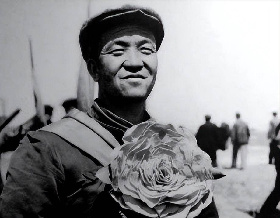 作为一名普通工人,为何王进喜能够得到美国总统的另眼相看?_中国_尼克