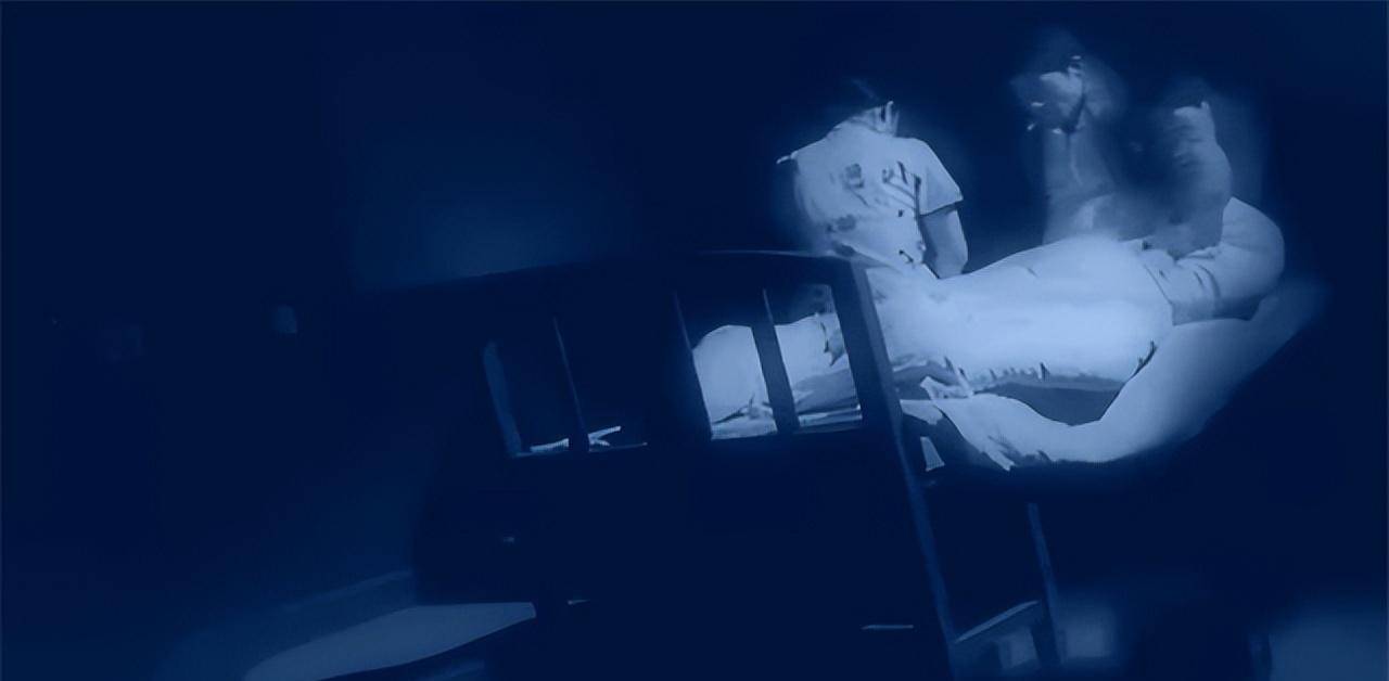 那么,六人将陈愉拖至17号病房之后,手无缚鸡之力的陈愉究竟都经历了