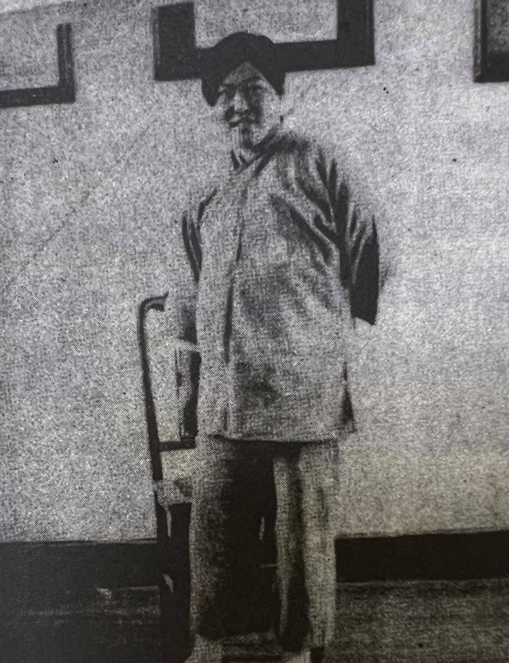 施剑翘:因月子仇与夫隔阂,至死认为"得子宫癌"是月子落下病根_施母