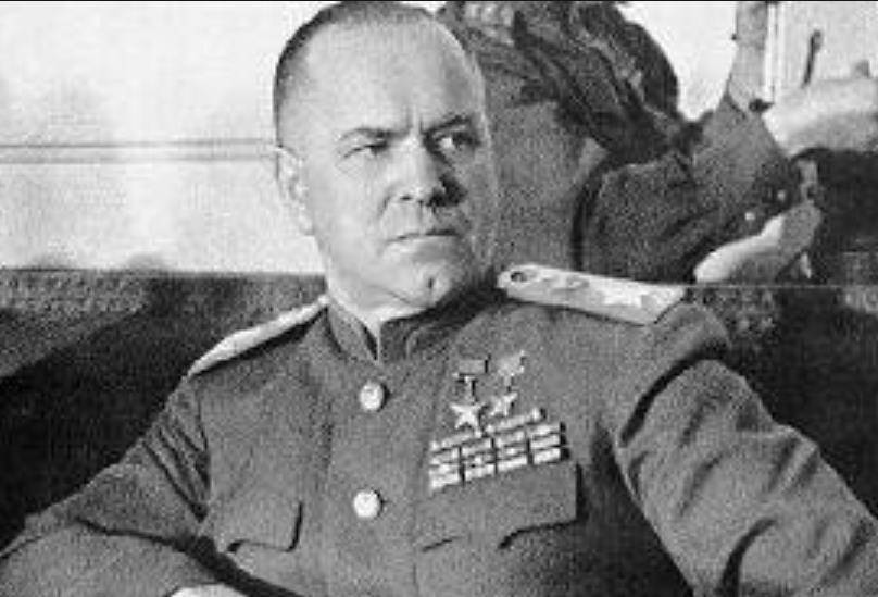 原创朱可夫和斯大林吵架侍卫长怒扇他两耳光却无意间救了他一命