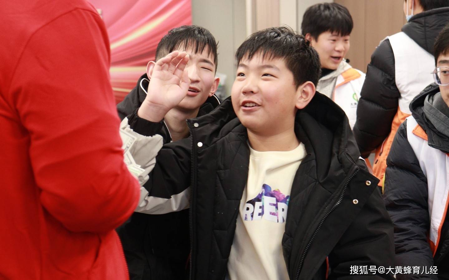 小孩老是焦虑低落是咋？研究者同学帮你全面分析(图2)