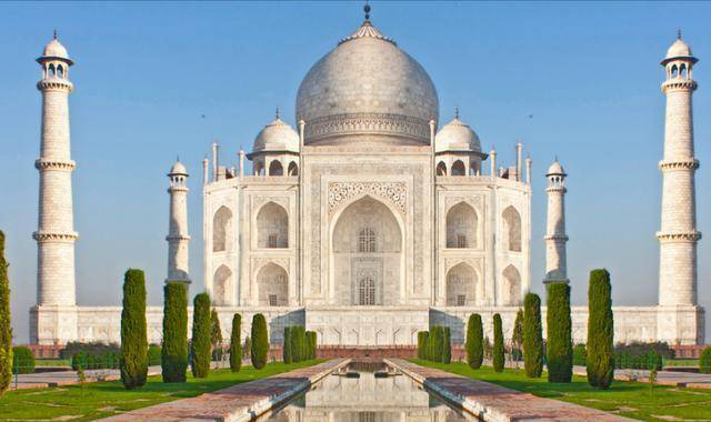 泰姬陵的悲剧泰姬油尽灯枯死在产床上国王为修陵将国家拖垮