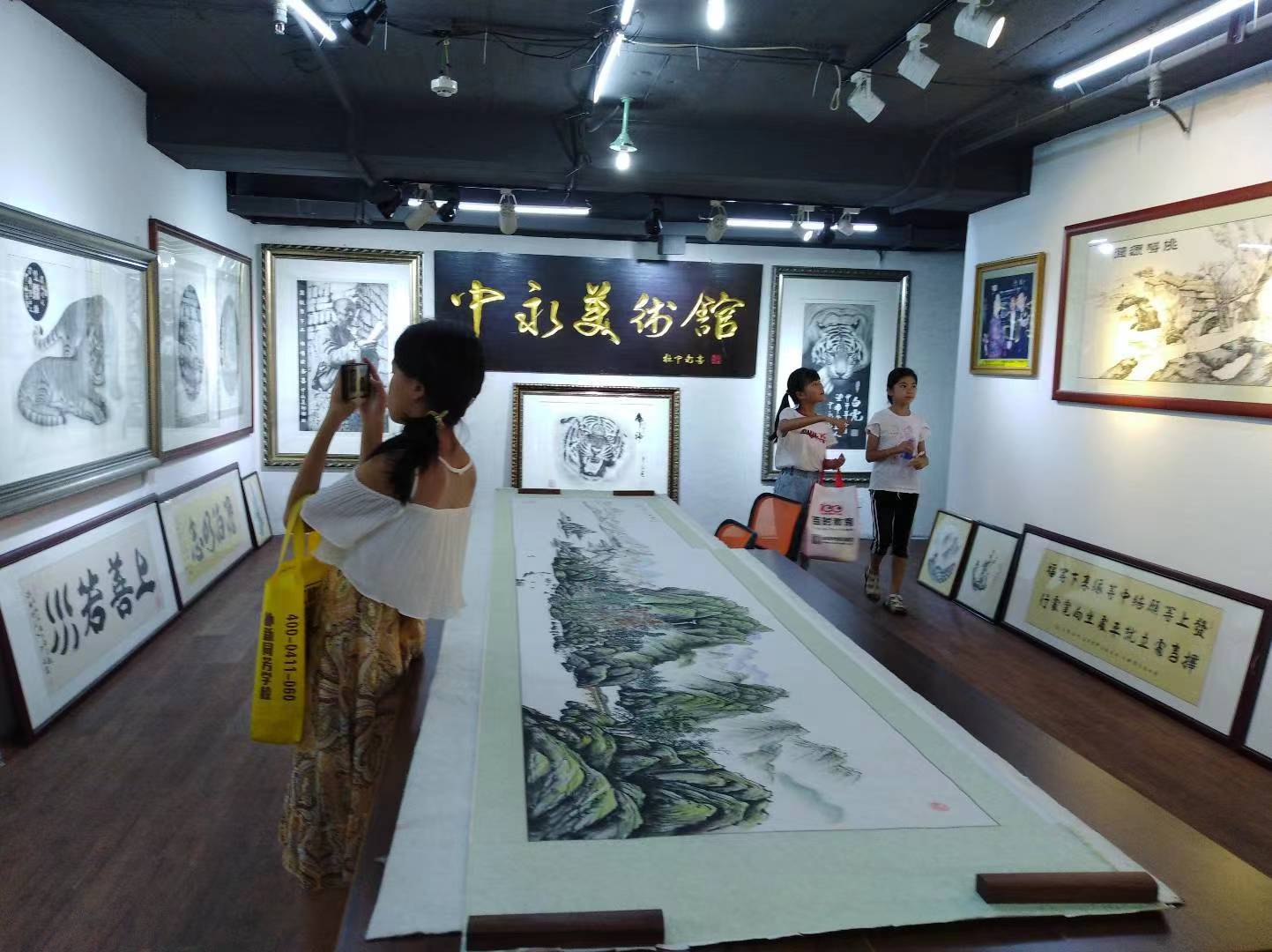 著名画家杜中永作品鉴赏