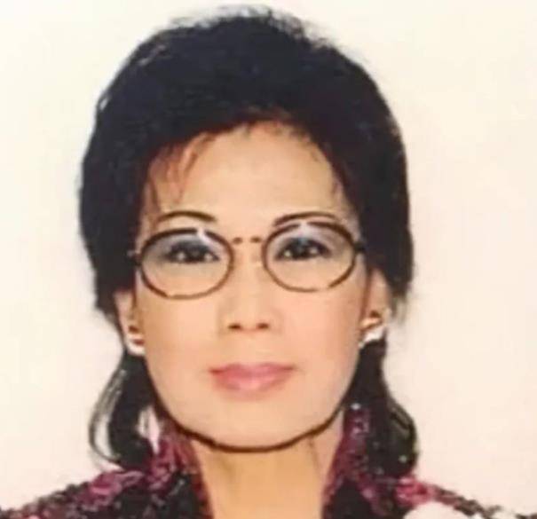 原创霍英东一生从不与二房三房子女合影生前做法却引发大房儿子纠纷