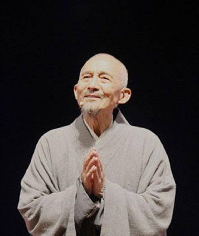 原创济公游本昌杀青后便一心向佛只因拍戏中遇到的奇事