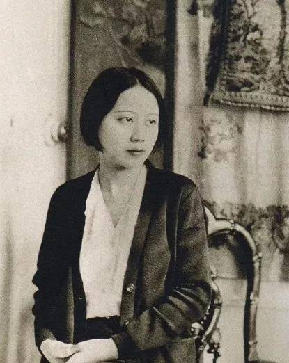 父亲是"革命圣人"她成名媛,24岁嫁55岁老人,晚年说出婚姻实情_张荔英