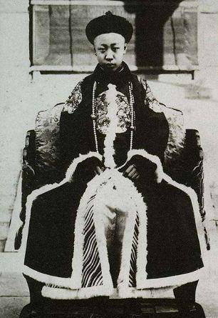 原创清朝被推翻后被要求剪辫子那么溥仪的辫子是谁剪的呢只有他敢