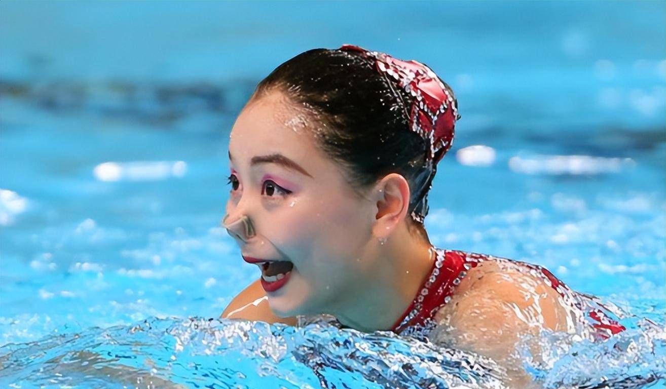 原创双料冠军吴冰退役后赴美结婚伙同老公回国捞金卷款44亿潜逃