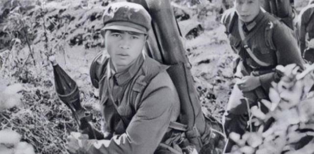 1987年侦察兵傅平山在越南牺牲遗体被敌军浇筑在水泥中