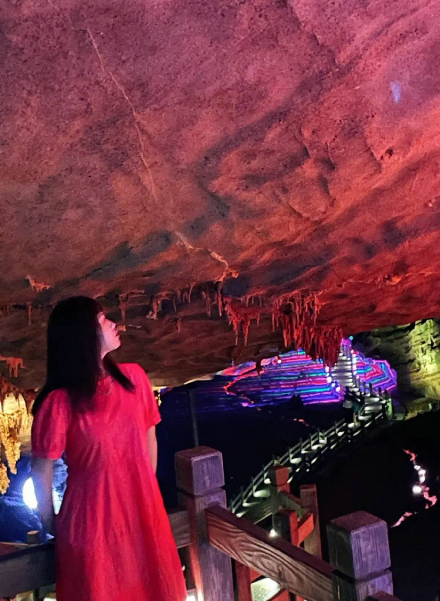 旅游恩施费用是多少钱恩施大峡谷旅游要多少钱