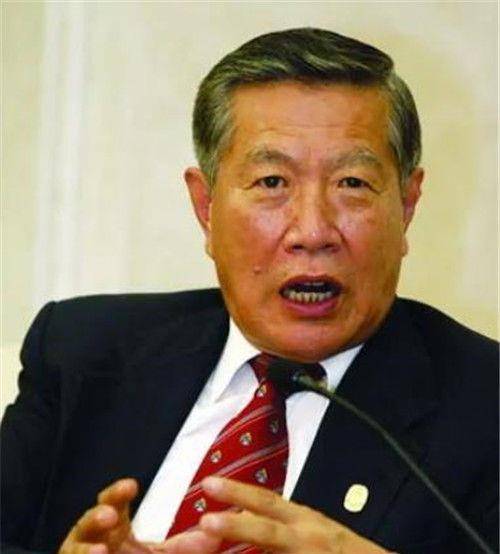 原创原创华人神探李昌钰的黄昏恋80岁娶小18岁妻子却不被世人理解