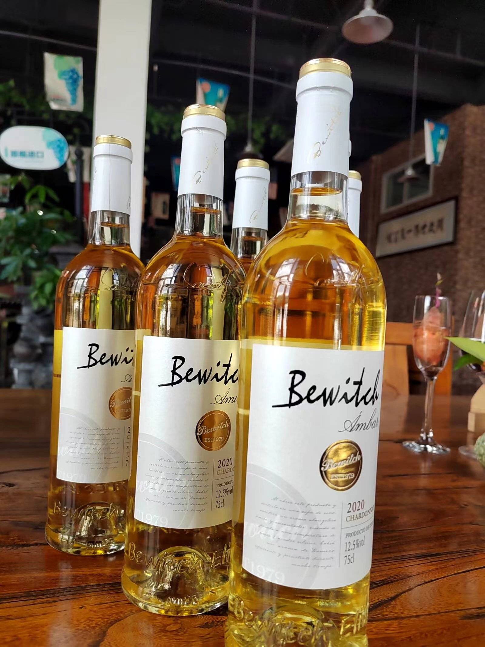 百锐庄园光珀干白葡萄酒