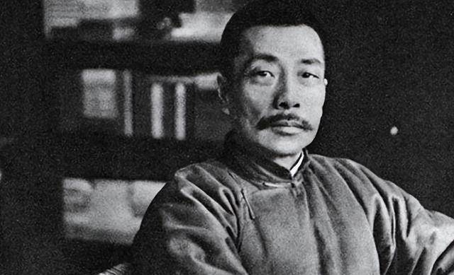 原创鲁迅的文章为何逐渐被移出教科书被批不是文学家原因有3点