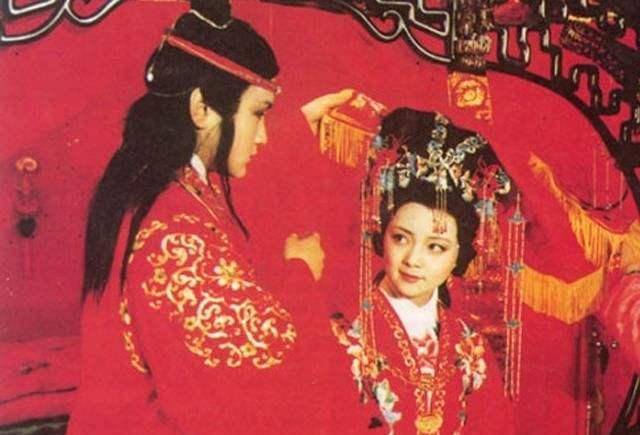 原创红楼梦中薛宝钗嫁给贾宝玉后带来很多财产吗结果或许出人意料
