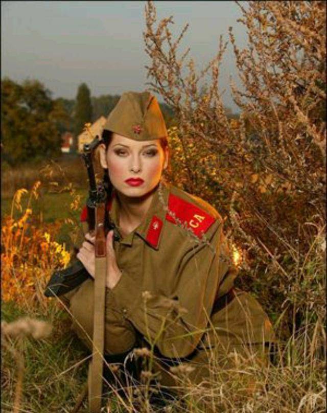 走开,可在苏联的卫国战争中,女性是如何走上战场的_侵略_工作_女兵