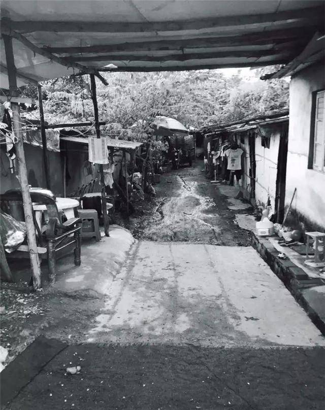 大年初一崇祯遣人敲钟许久,却因沙尘暴肆虐,无一大臣登朝礼拜_北京城