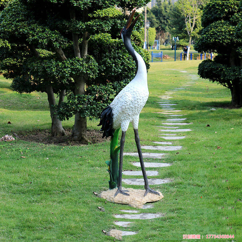玻璃钢仿真丹顶鹤雕塑 户外园林景观动物小品_的姿态_自然_仙鹤