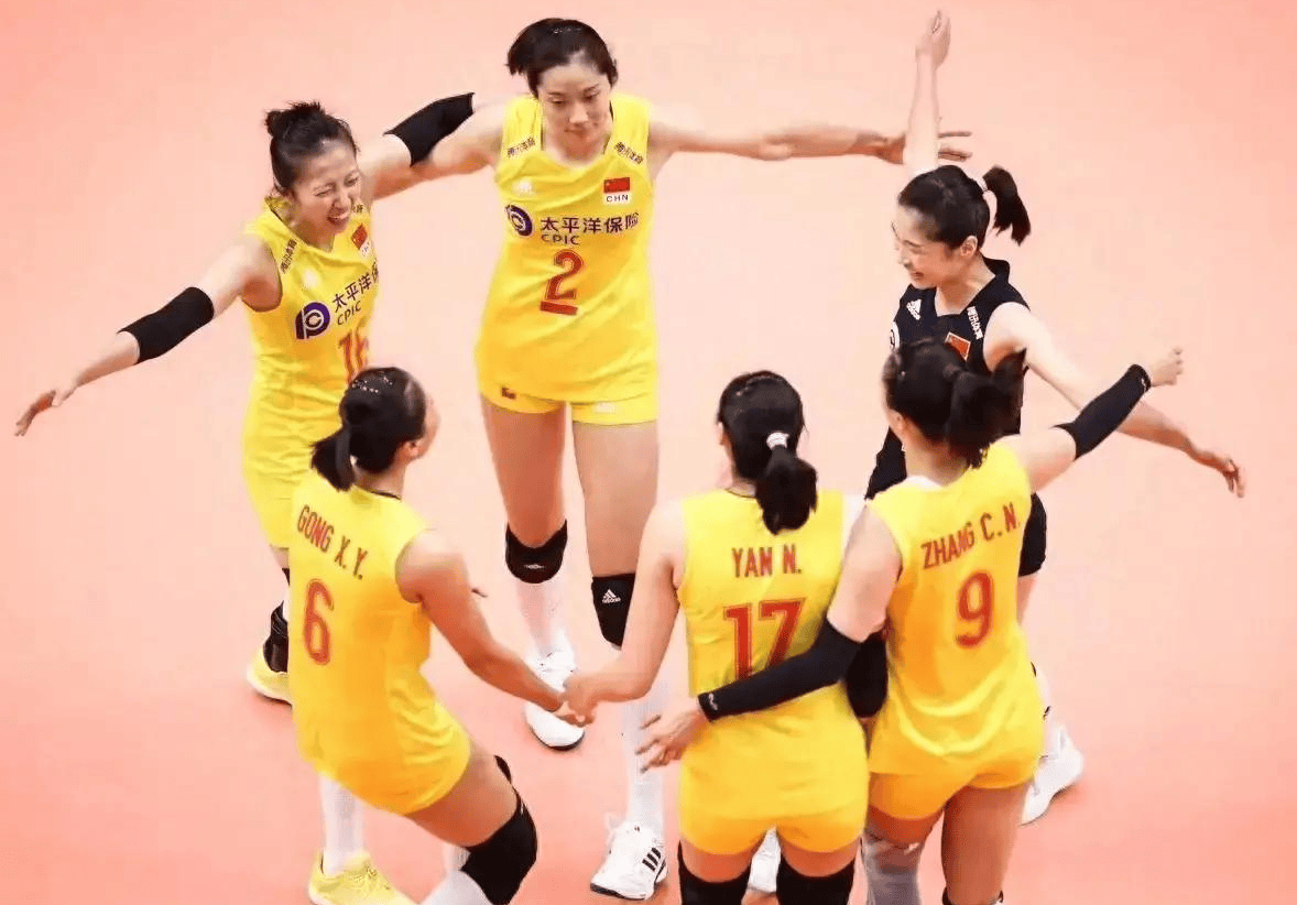 朱婷刚宣布回归女排,此人也申请回归,赖亚文反问联赛打得怎么样_奥运