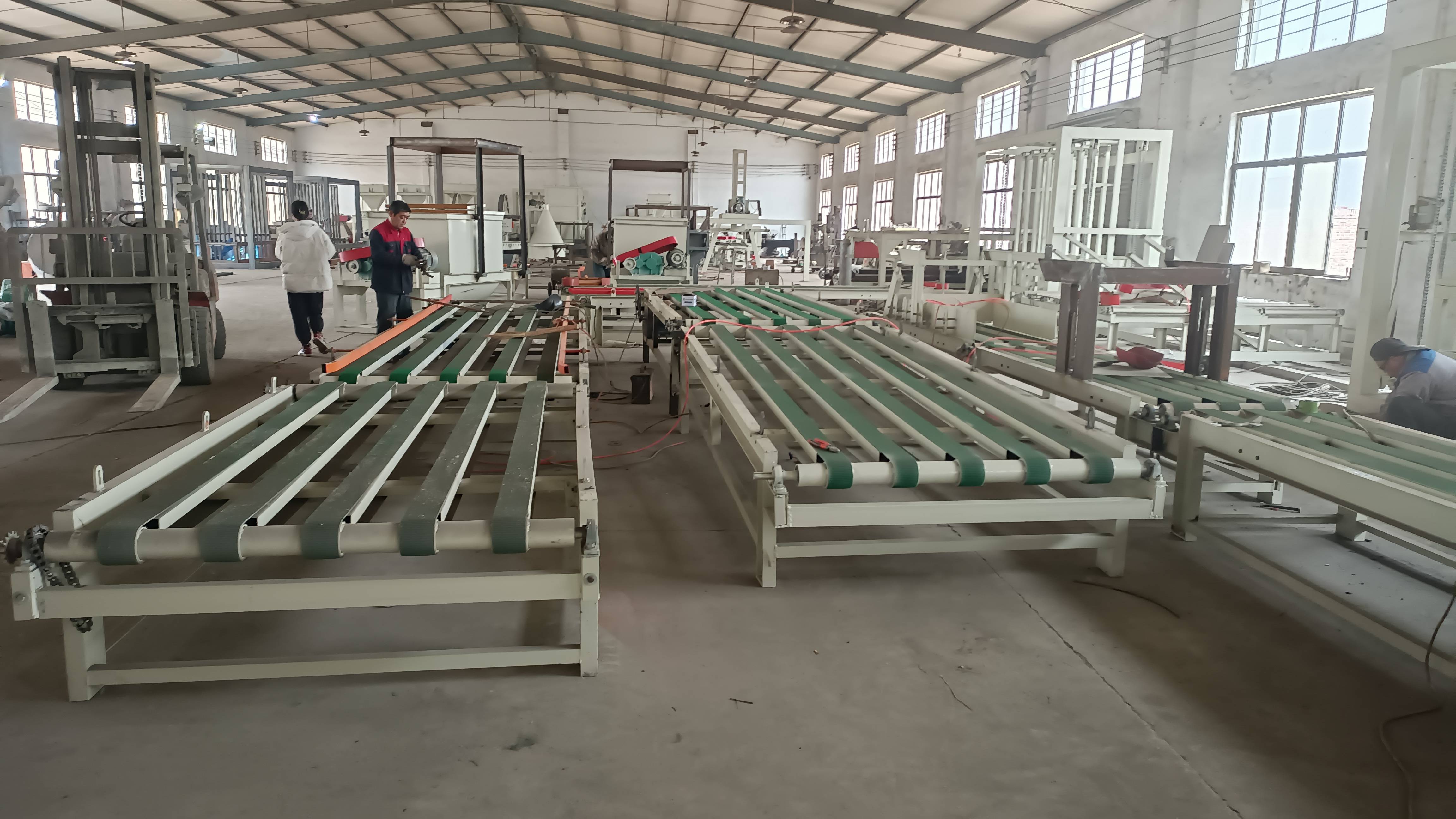 防火玻镁板生产线设备组成分享_进行_板材_养护