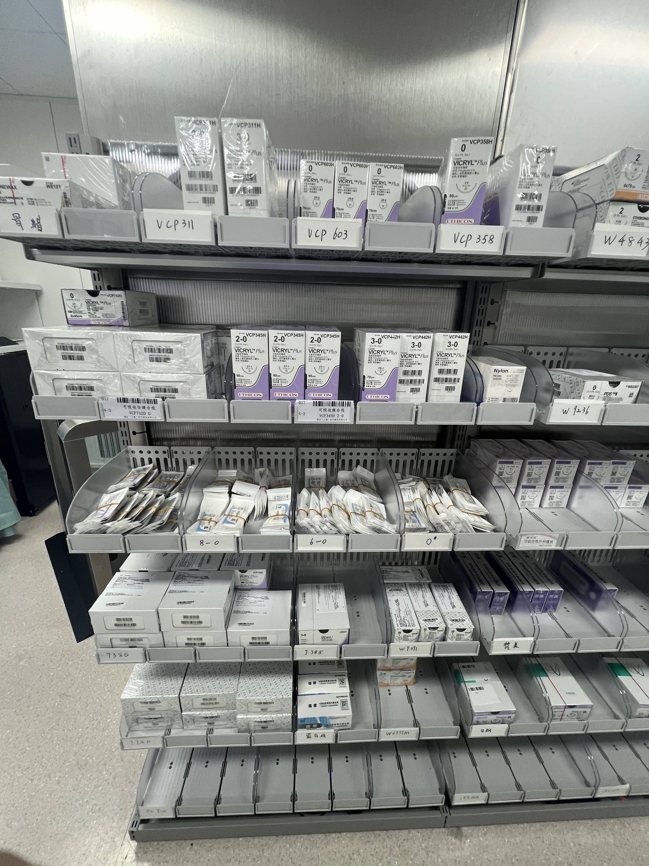 云拿医疗耗材无人领用仓入驻华西医院与中日友好医院