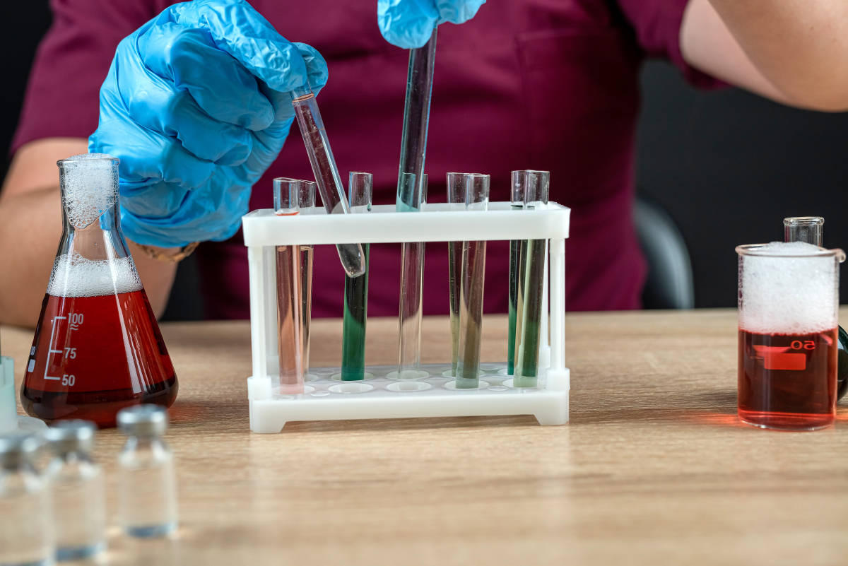 高度多孔纯纤维素气凝胶硅铝纤维复合气凝胶