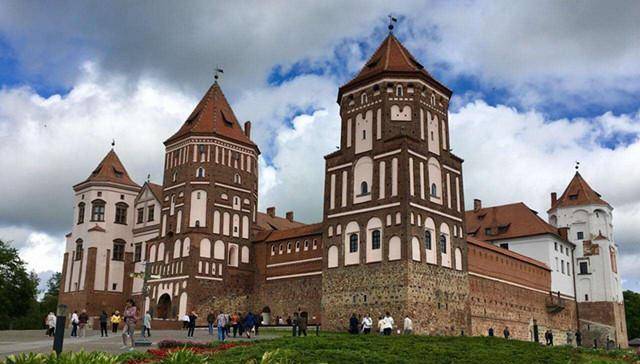 俄罗斯明明对土地贪得无厌,为何此国多次要求并入,都?