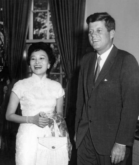 守寡60年,帮助8个人竞选美国总统_陈香梅_尼克松_成为了