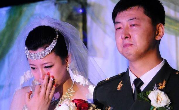 原创中国军人的妻子叫军嫂那么女军人的丈夫该叫什么呢