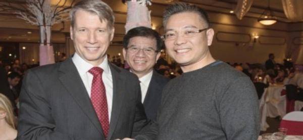 原创程慕阳苏州的富豪却成为了全球通缉犯是为何