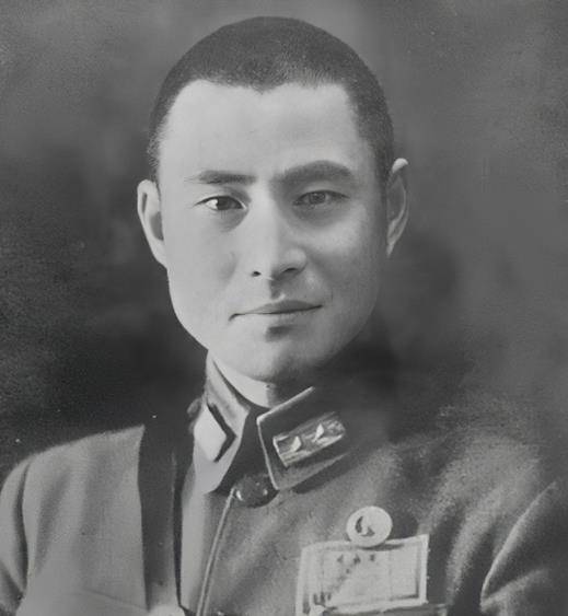 妻子苦等27年,黄维获特赦,夫妻团聚后他一声"滚"妻子_