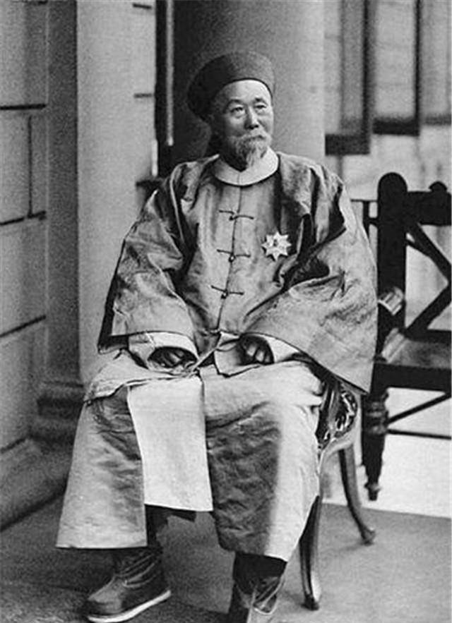 原创李鸿章1900年77岁的他在广东扫黑不过半年时间就杀了近6万人