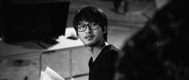 这一事件让他陷入一场辩论,冯唐更在文章中对韩寒进行了质疑.