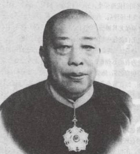 黄金荣玩弄江湖手段贼喊捉贼黑白通吃成了租界里的保护神