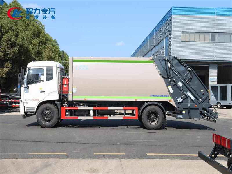 东风天锦14—18方压缩垃圾车