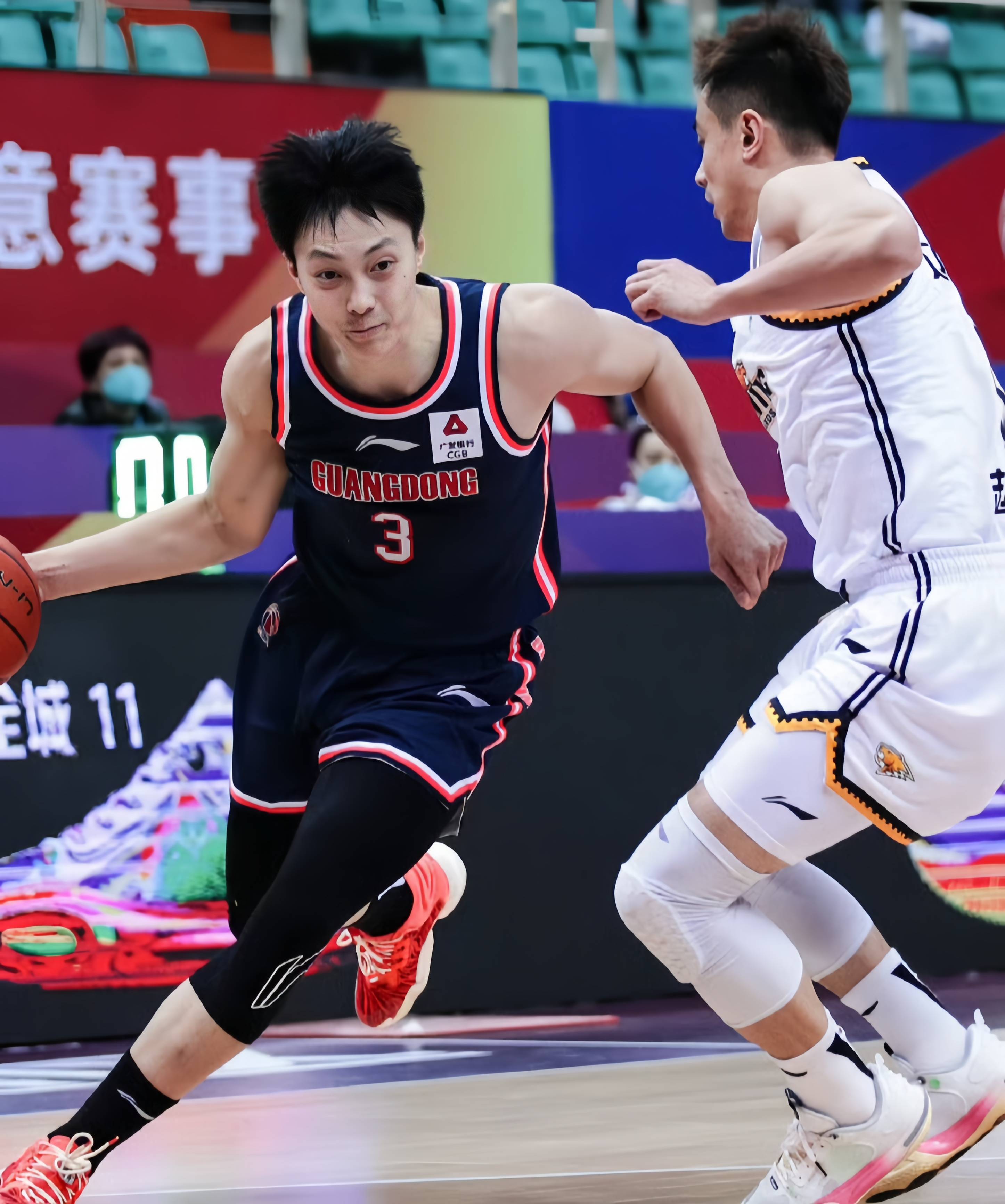 cba今晚焦点战!辽宁对决广东,杨鸣有秘密武器,杜锋或改变打法