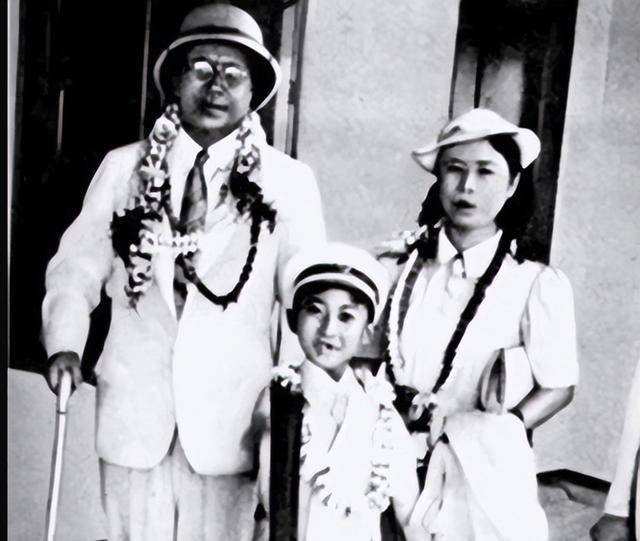 杨虎城二妻张蕙兰:丈夫遇害后守寡44年,养出一子五女皆成才