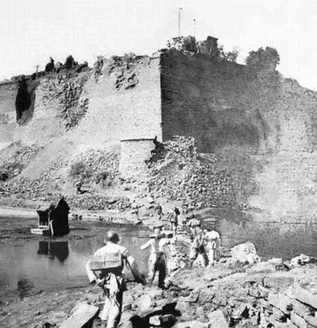 年,老人曾参加过46场战役26次立功受奖,家人竟不知_胡兆富_部队_洛阳