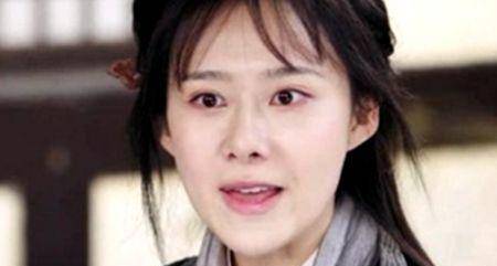 赵敏与张无忌隐居,小昭回西域,周芷若幽居峨眉,那蛛儿呢?